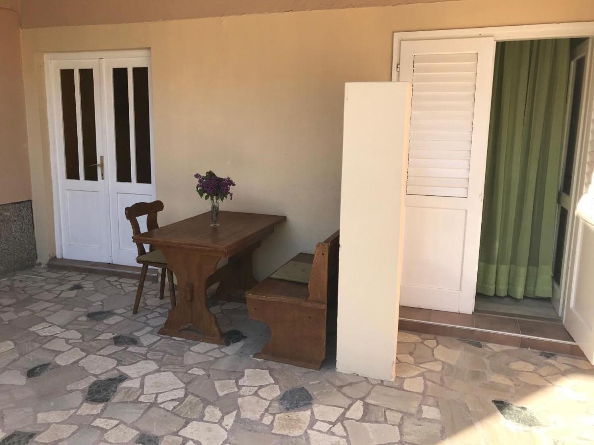 Double Rooms With Terrace Tomica Baška Extérieur photo