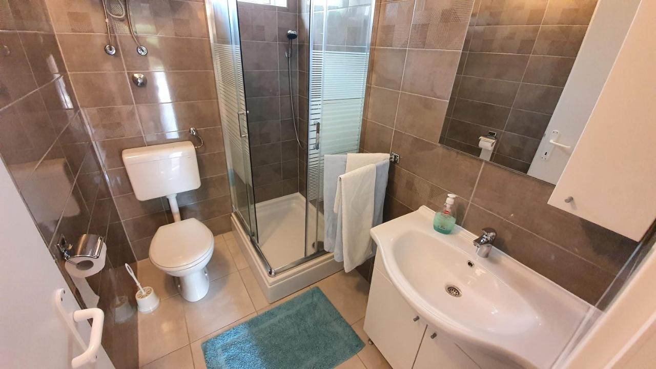 Double Rooms With Terrace Tomica Baška Extérieur photo