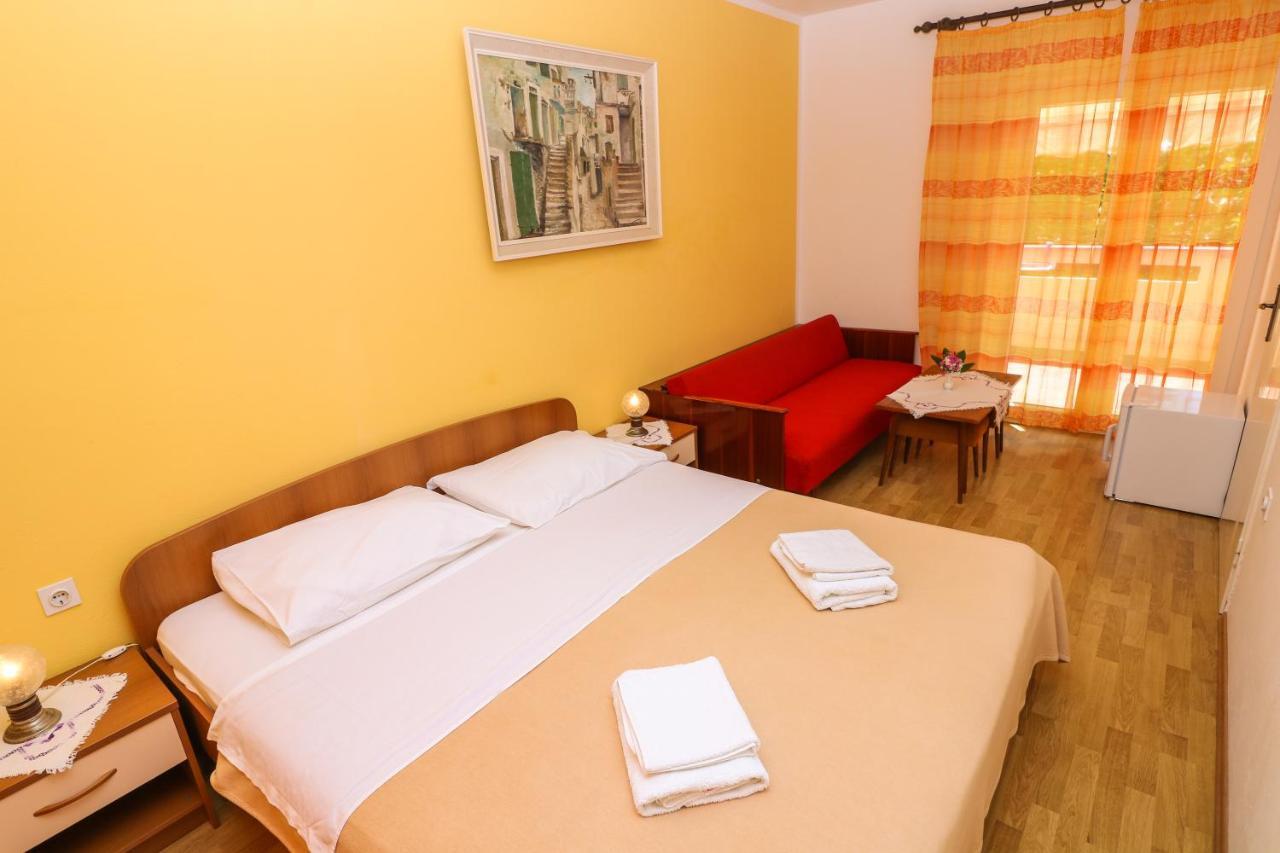 Double Rooms With Terrace Tomica Baška Extérieur photo